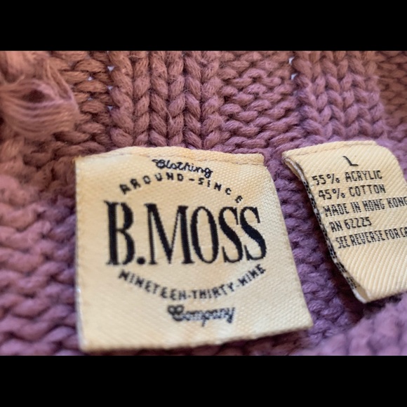 Sweater - Picture 2 of 2